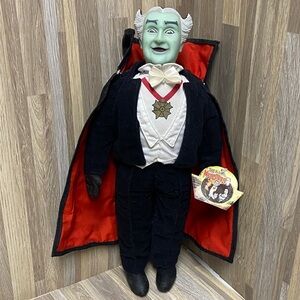 Grandpa Munster vampire action figure mouse vinyl face doll